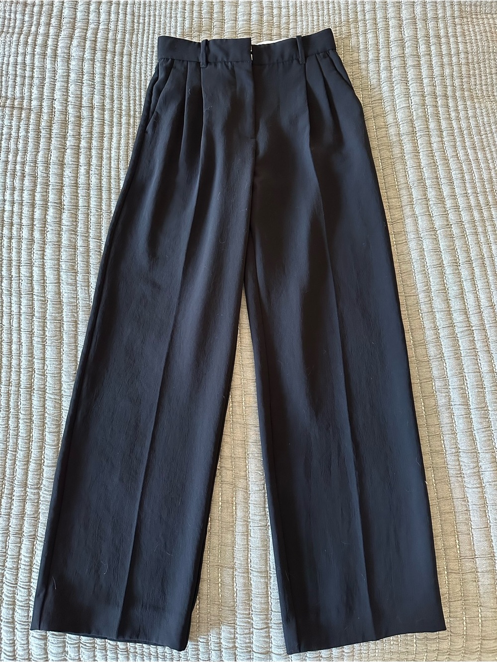 Aritzia Wilfred Effortless Pant size S